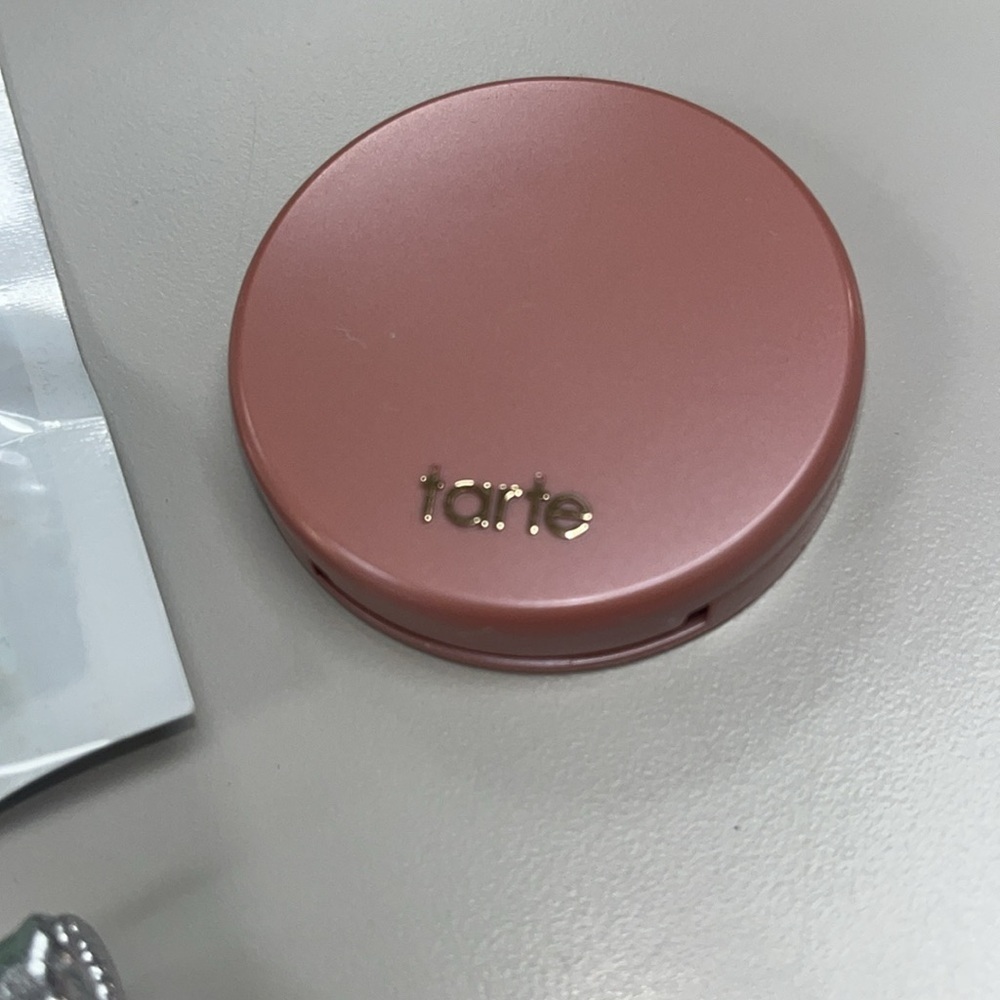 IL MAKIAGE & Real Her eyeshadows Tarte blush Hipdot and zipper bag bundle - Picture 5 of 10